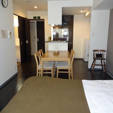 ようこそ札幌へ! 大通公園まで地下鉄10分 定員6名 Firetv完備 1階はセコマ Apartment Exterior photo