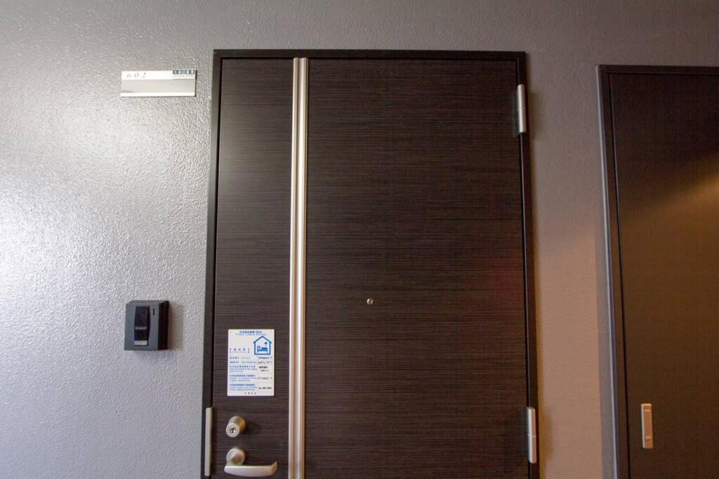 ようこそ札幌へ! 大通公園まで地下鉄10分 定員6名 Firetv完備 1階はセコマ Apartment Exterior photo
